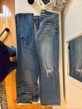 2 pairs of  Blue Distressed distressed Straight-Leg Jeans- high waisted